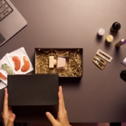 Premium-Verpackungsmuster – Exklusives Design für unverwechselbare Marken | Mockupz.de Premium-Verpackungsmuster – Exklusives Design für unverwechselbare Marken | Mockupz.de